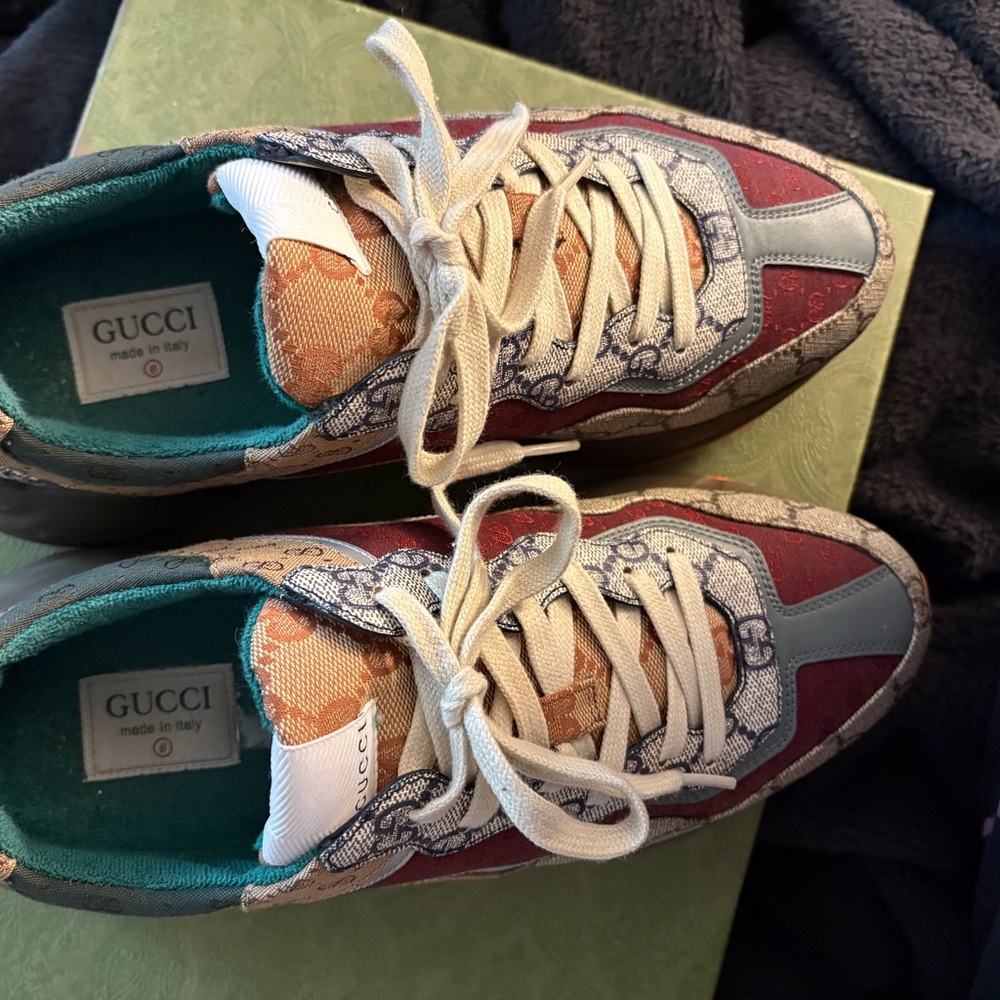 Gucci Sneakers